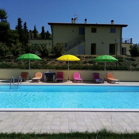 Agriturismo Terra Dei Falchi Castilenti Ngoại thất bức ảnh